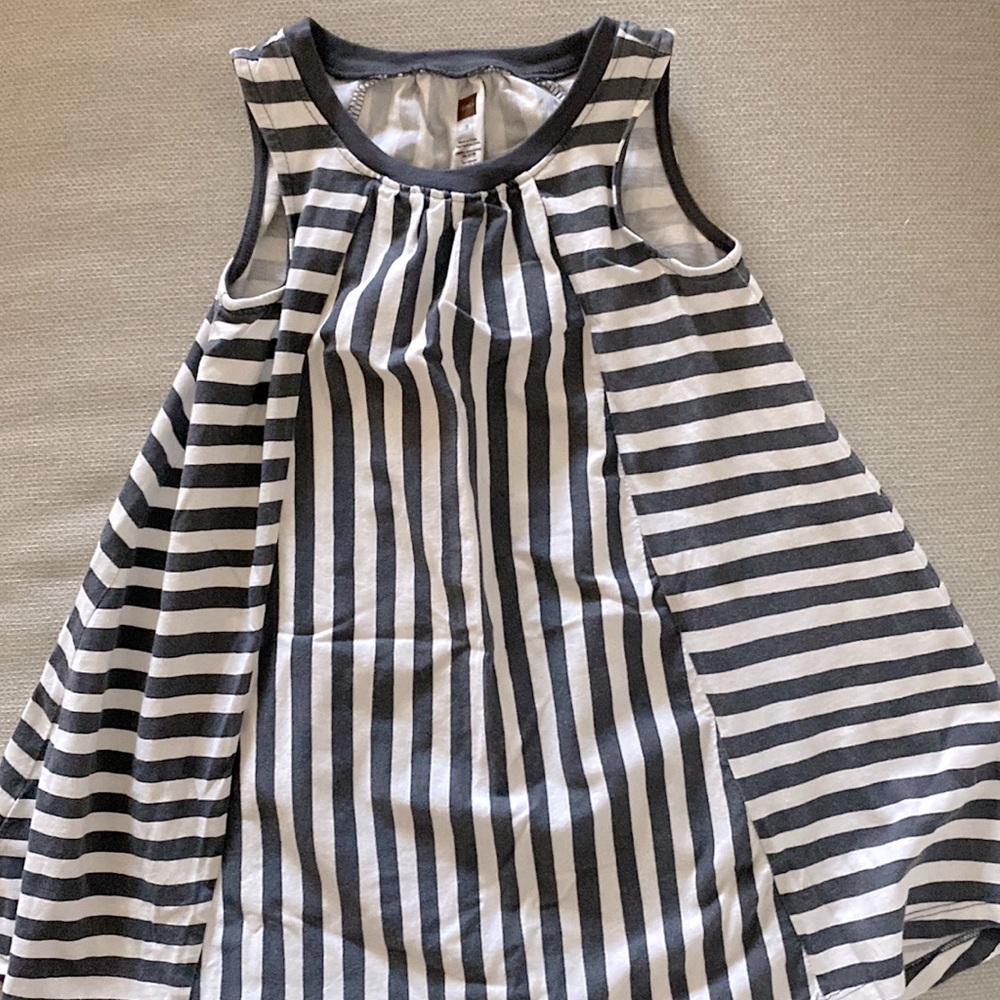 Adorable casual dress from tea.